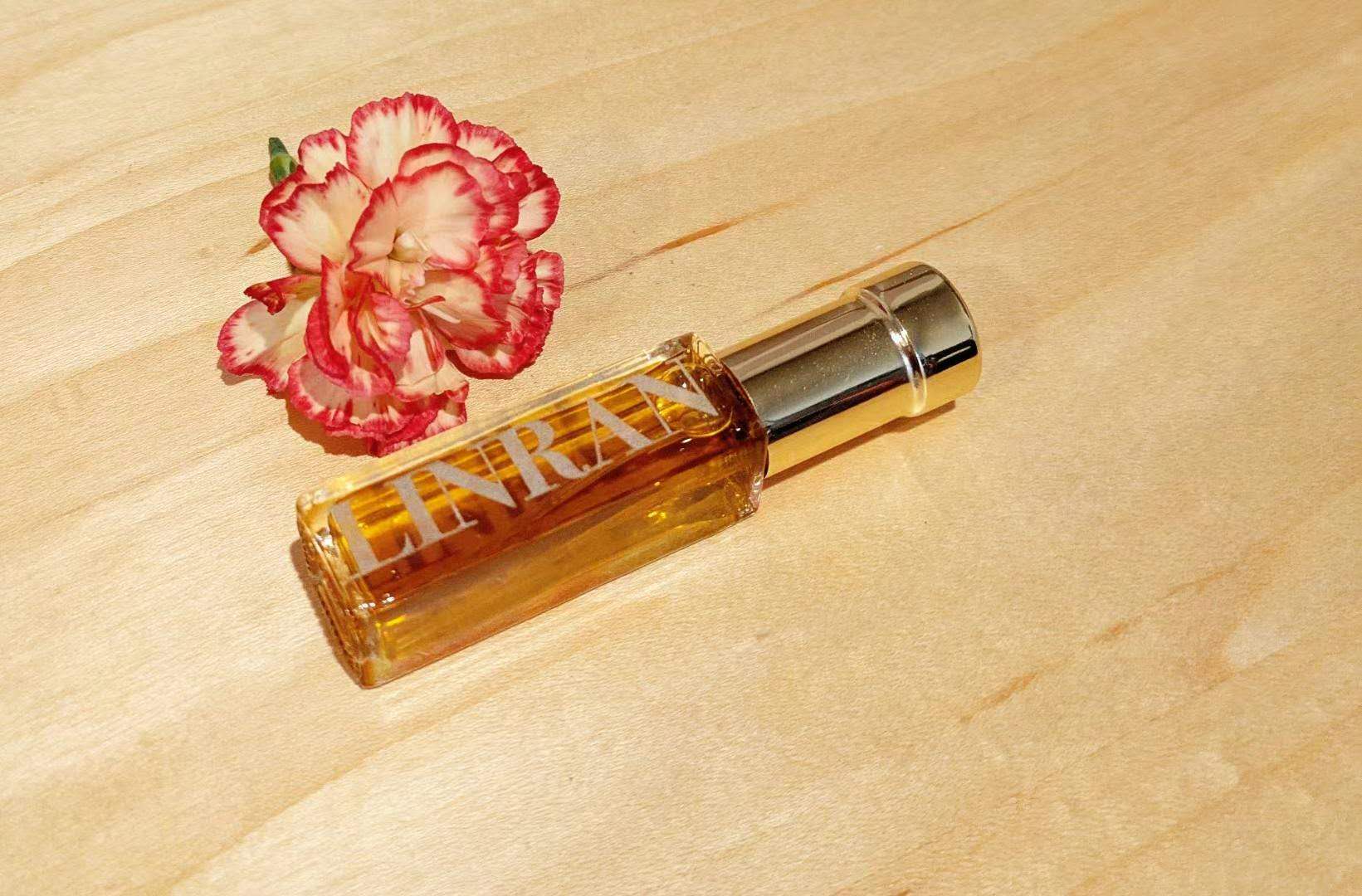 Natural Essential Oil Perfume 10 ml (0.34 oz)